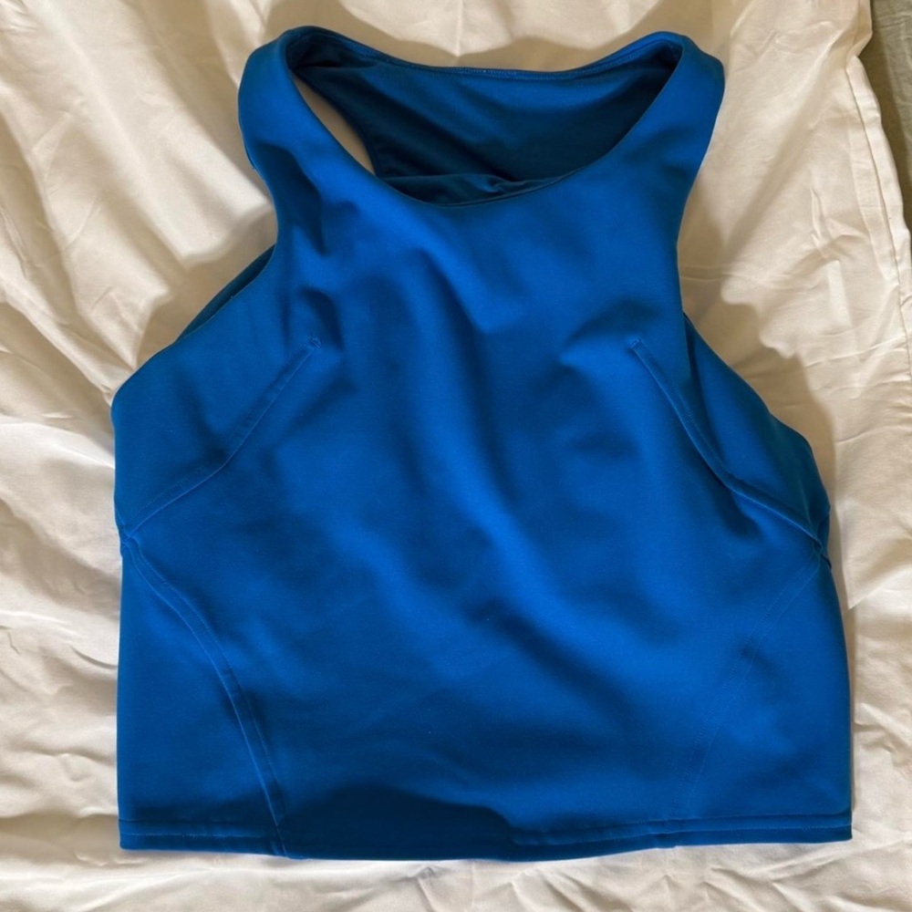 Lululemon invigorate training top